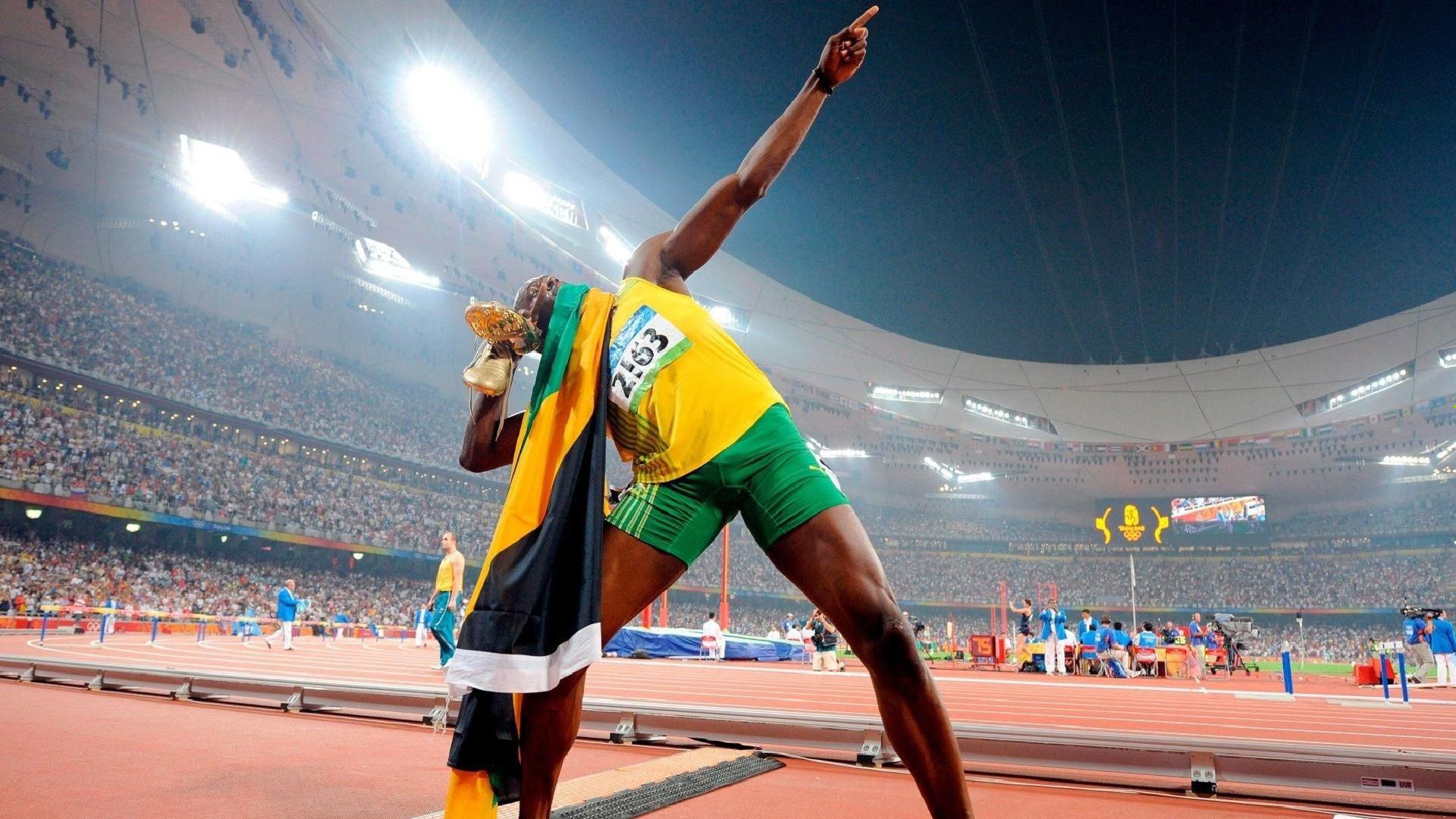 国羽新星闪耀全英赛,女单小将力克强敌夺冠