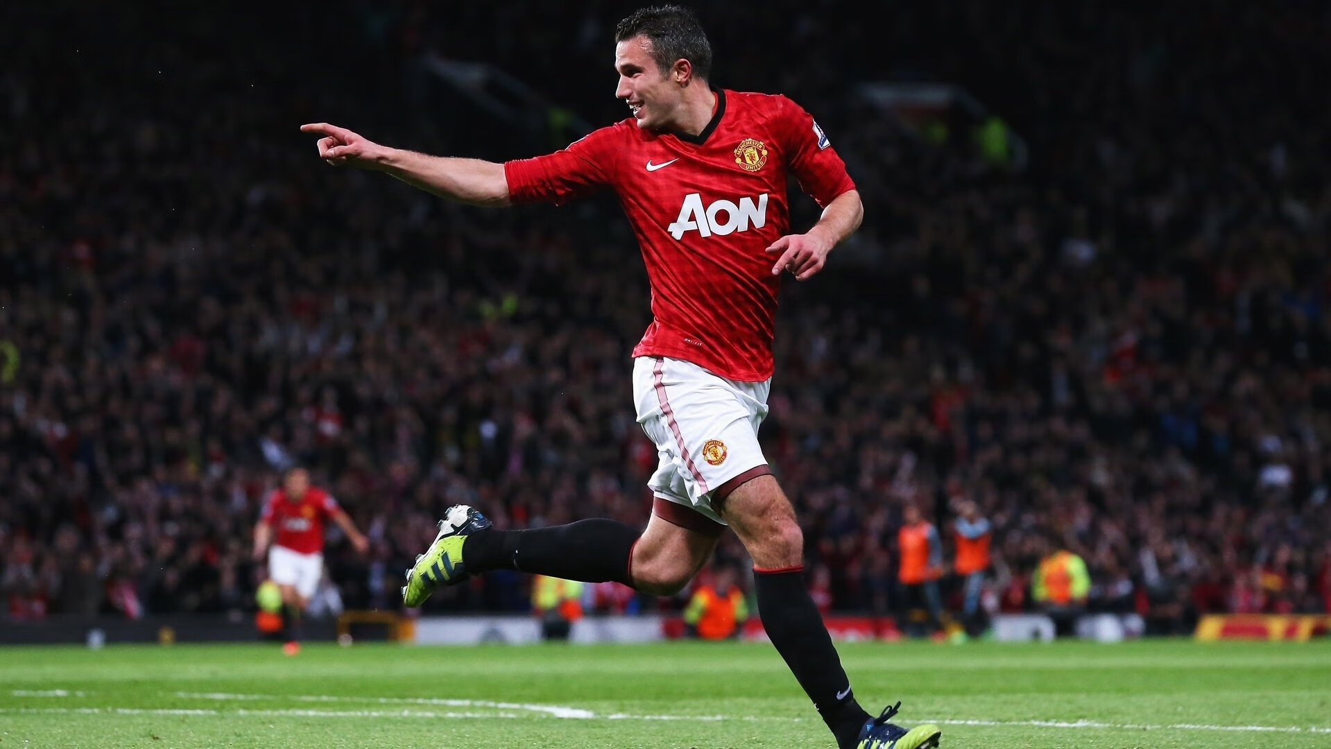 国际帆船赛巅峰对决，荷兰队逆风翻盘夺魁