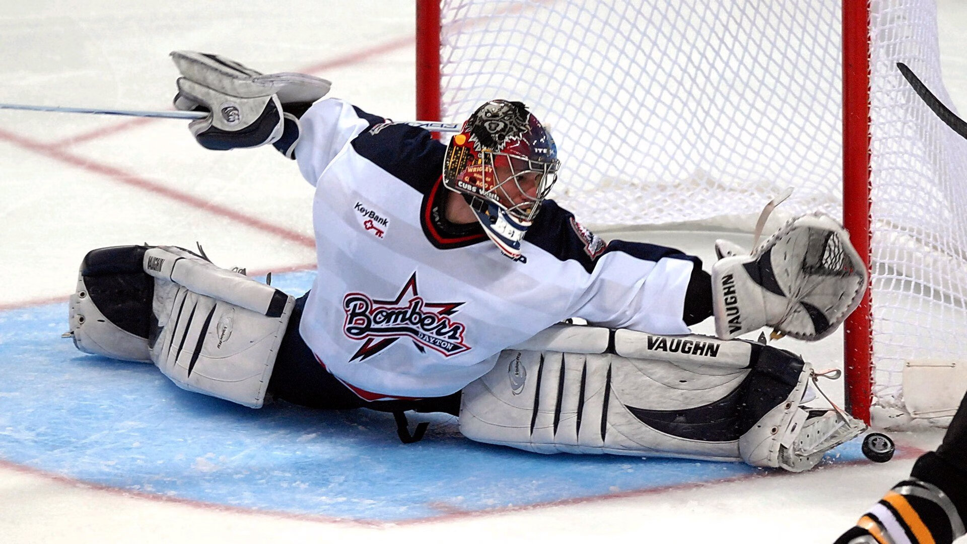 法国名将拉维勒涅刷新撑杆跳赛季最佳 巴黎奥运备战再添信心